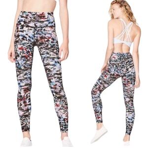 Lululemon multicolored wunder under leggings size 6 culture class print. EC!!